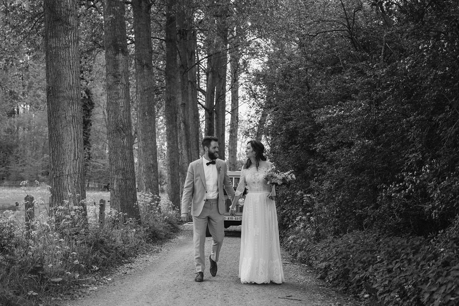 Lees meer over het artikel Huwelijksfotograaf Oost Vlaanderen: hoeveel tijd moet je voorzien voor de fotosessie op je trouwdag?